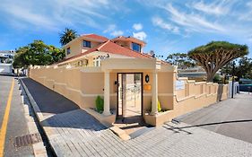 Sundown Manor Guest House